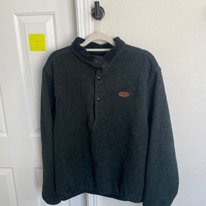 Woolrich green sweater